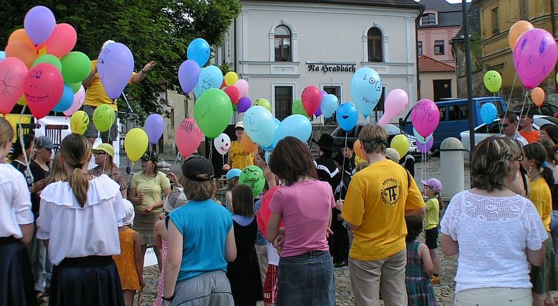 src:'rs/3/dbp/b_malovani_02.4798706.3.jpg',width:'100',height:'100'
