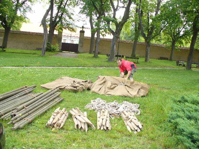src:'rs/4/dbp/p1130598.3.jpg',width:'100',height:'100'
