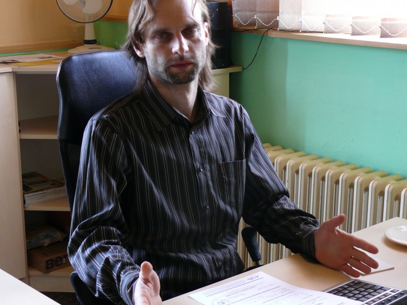 src:'rs/5/dbp/p1040107.3.jpg',width:'100',height:'100'