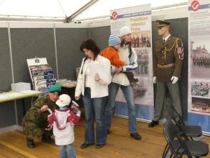 src:'rs/6/dbp/p1050468.7017746.3.jpg',width:'100',height:'100'